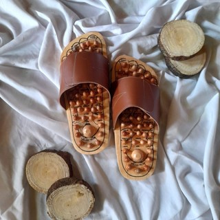 MAHONI-sandal kesehatan rematik slop premium reflexi akupuntur terapi high quality