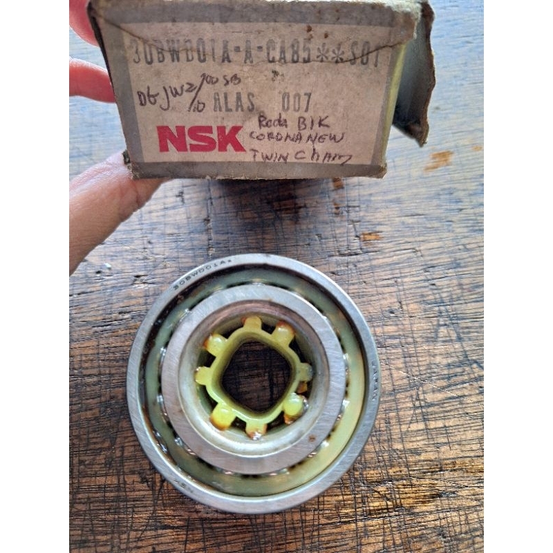TOYOTA TWINCAMP 2.0 แบริ่งล้อหลัง NSK JAPAN ORIGINAL IMPORT 30BWD01ACA85