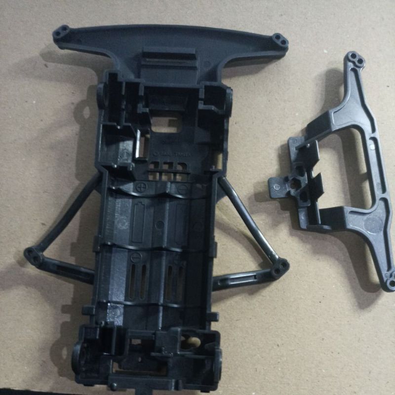 แชสซีคาร์บอน SFM พร้อมราก (ORIGINAL TAMIYA)