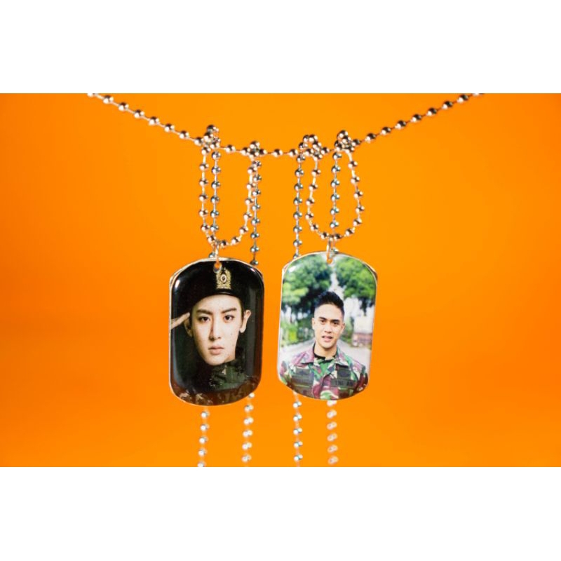 (CUSTOM) SHARP DESIGN COLOR PHOTO NECKLACE