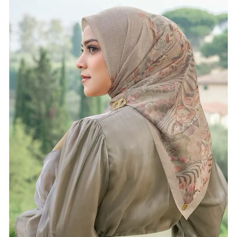 Buttonscarves Tuscany Series