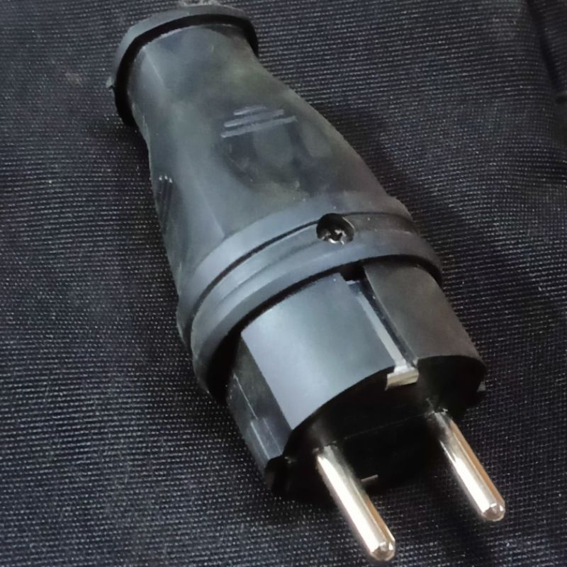 Philmax 16A 250V ปลั๊ก 2 ขา Philmax 16A 250V ปลั๊กเครื่องขยายเสียง