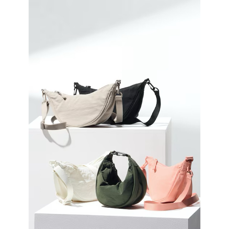 UNIQLO Ultra Mini Round Bag