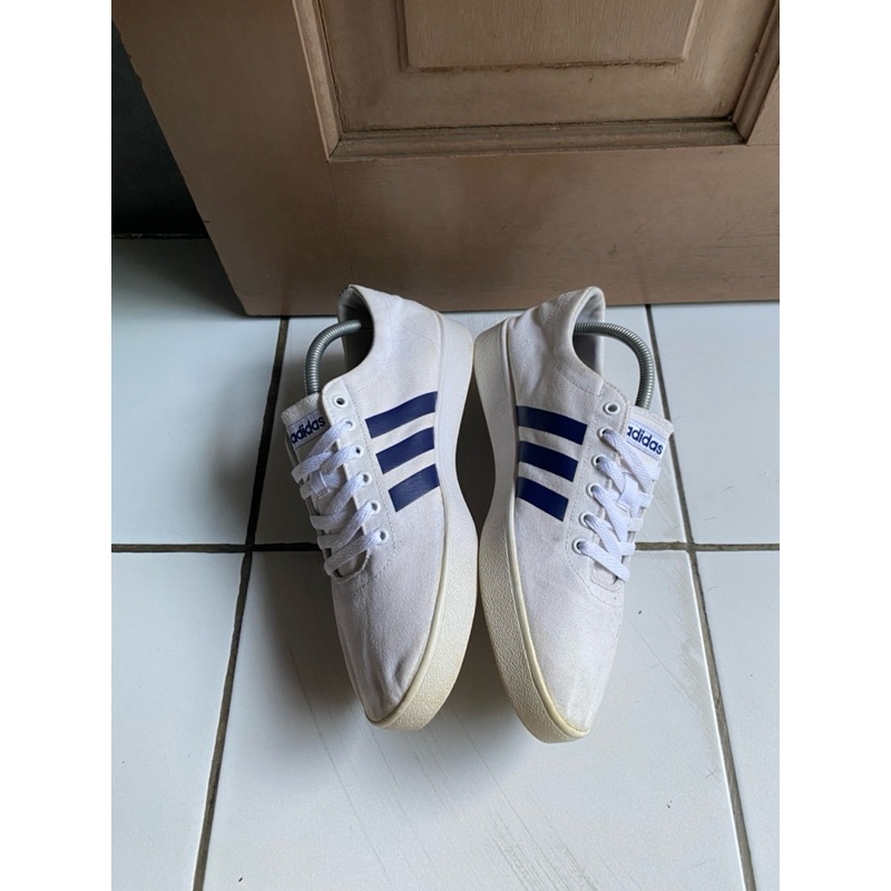 รองเท้า ไซส์ 43*****