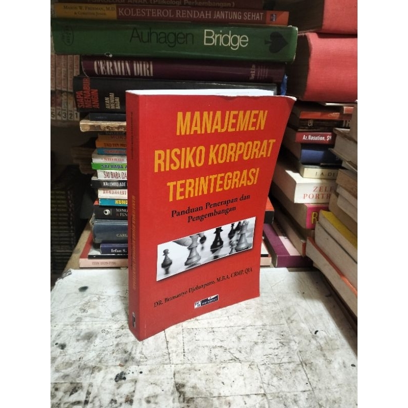 อุปกรณ์ประกอบคอปีนหน้าผา โดย Dr Bramantyo Djohanputra MBA