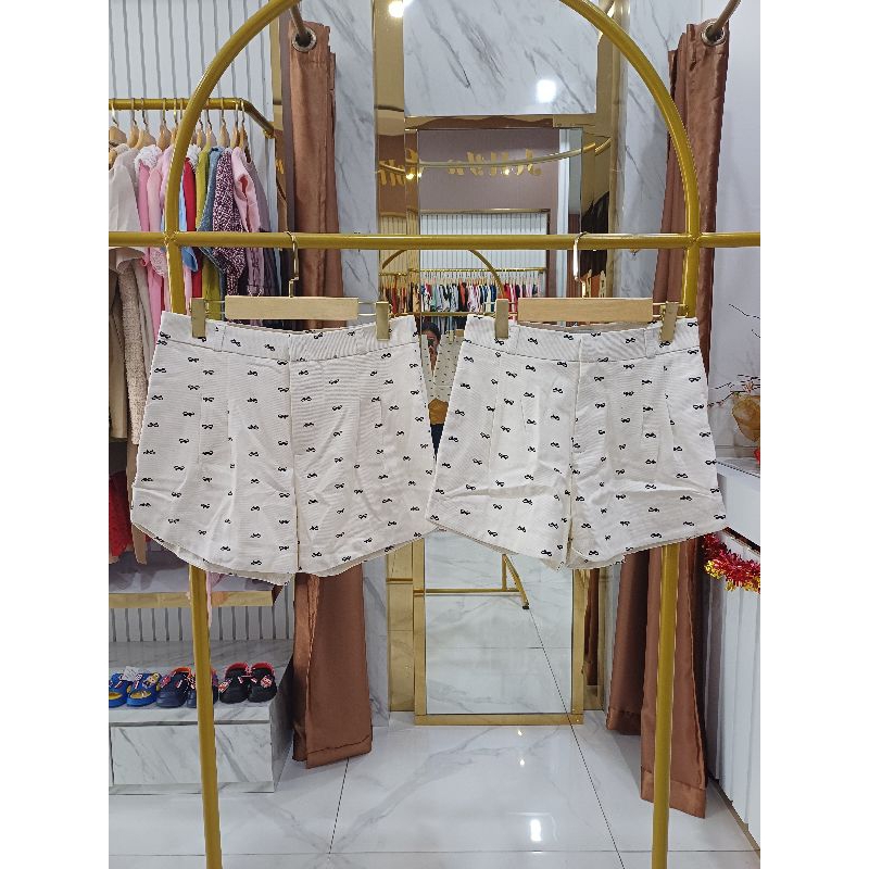 กางเกงขาสั้น PROMTHONG สีขาว พร้อมริบบิ้น Import BKK