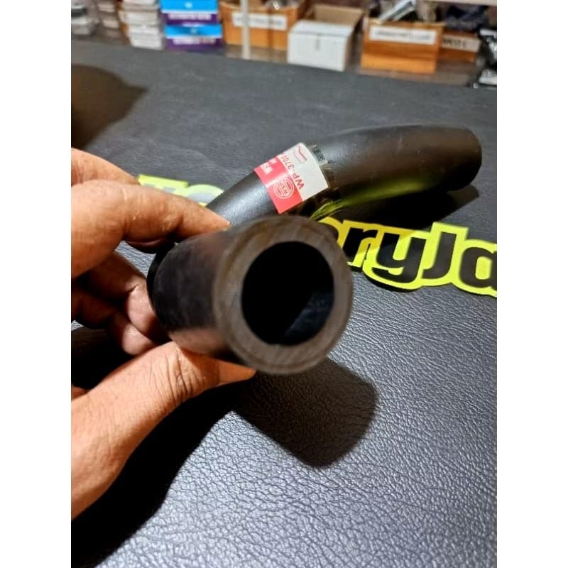 QUESTION MARK HOSE BYPASS STARLET BOX AND CAPSULE HOSE