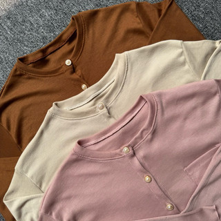 Cardigan wanita kancing mutiara bahan rib premium