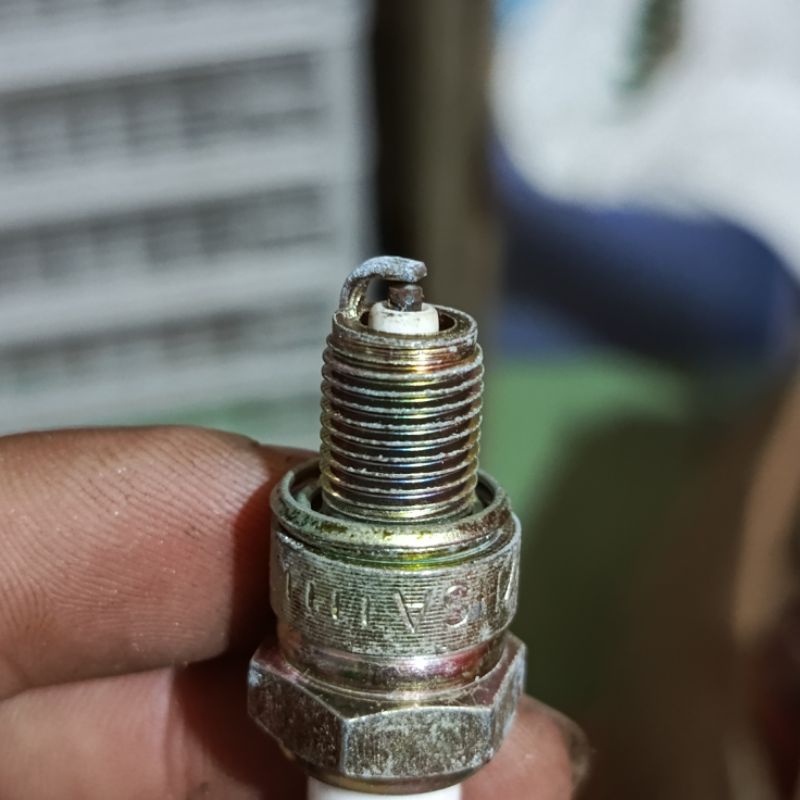 TKH C7HSA 4T SPARK PLUG พร้อม RUST 4-Stroke AUTOMATIC DUCK SPARK PLUG สําหรับ Jupiter z Mio Suzuki S
