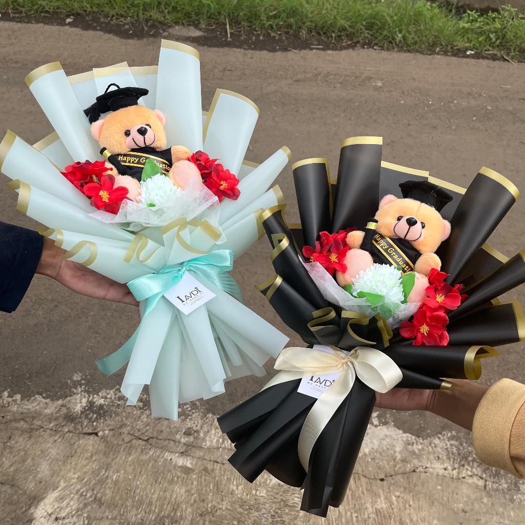 LAVDI BOUQUET OF GRADUATION DOLL สําหรับเด็กผู้หญิง BOYS PLAIN FAKE ARTIFICIAL FLOWERS HOLOGRAM JUMB
