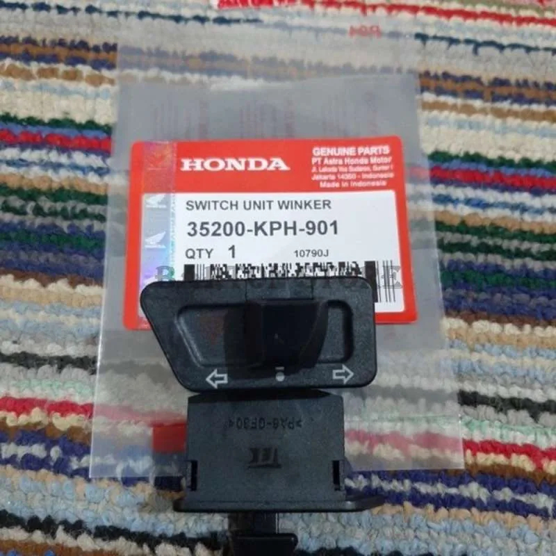 TOMBOL 35200-KPH-901 ปุ่มสวิตช์ไฟเลี้ยว Honda Karisma, Revo 110 คาร์บูเรเตอร์, Supra X125, X125 ใหม่