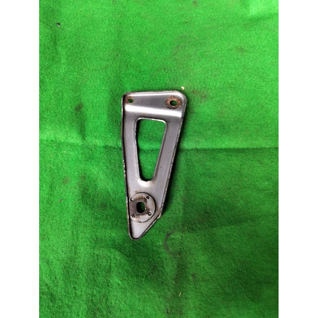 ขายึดท่อไอเสีย yamaha RX king cobra/RX k ดั้งเดิม