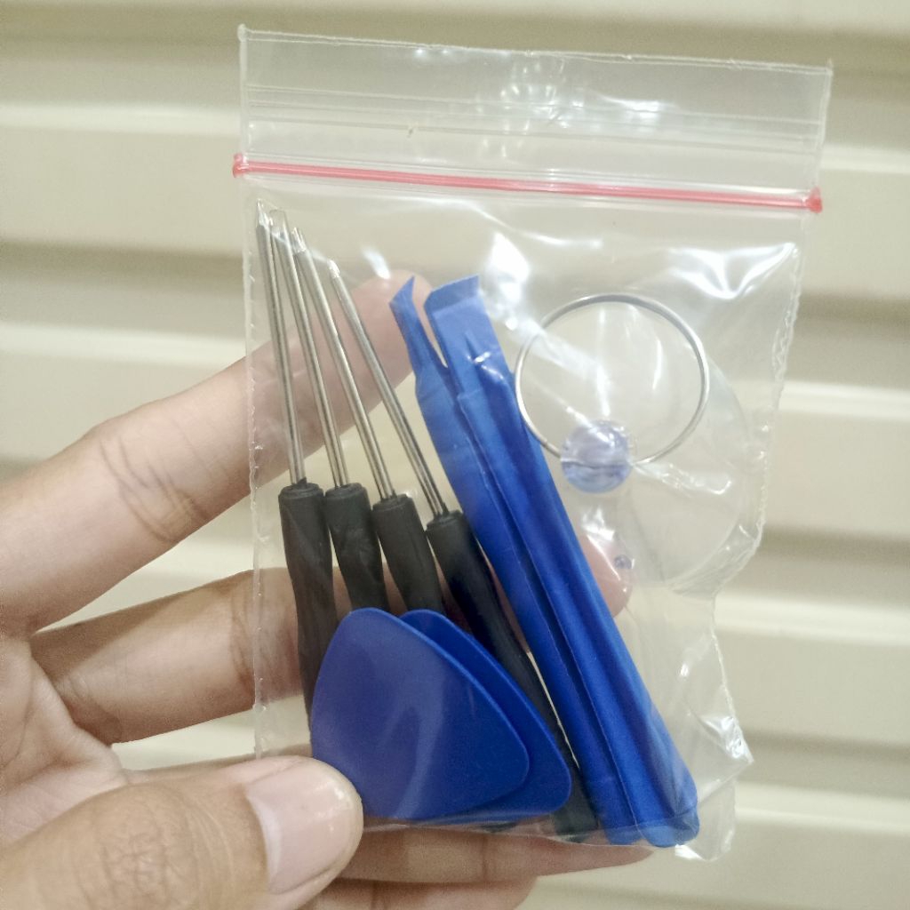 เครื่องมือบริการ 8 in 1 + กาว T-7000 15 ml / B-7000 15ml