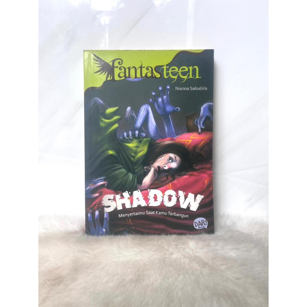 หนังสือ Shadow Novel เปิดเผยเมื่อคุณ Flying Nisrina Salsabila