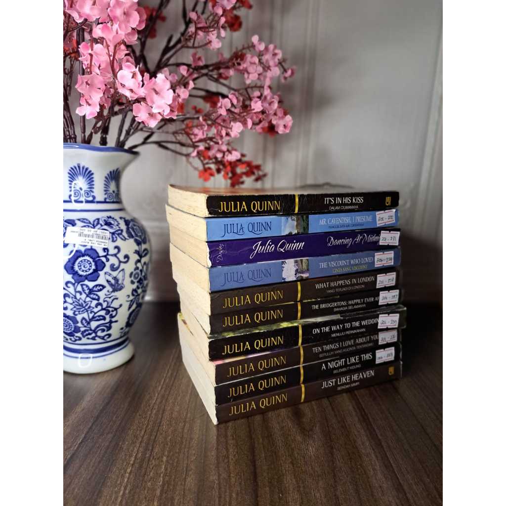 Julia Quinn Novel - นวนิยายโรแมนติก