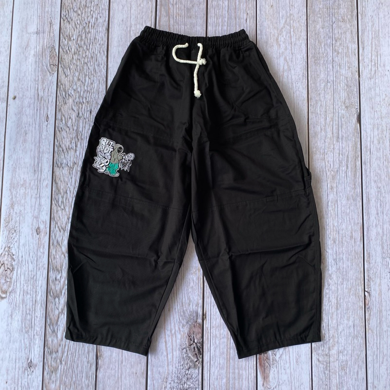 BALOONPANTS EMBROIDERED BLNDG WRLD unisex