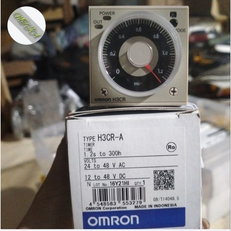 YG OMRON TIMER Type: H3CR-A 1. 2s ถึง 300h โวลต์. 24 ถึง 48 โวลต์ AC 12 ถึง 48 โวลต์ DC. มี VOLTS: 1