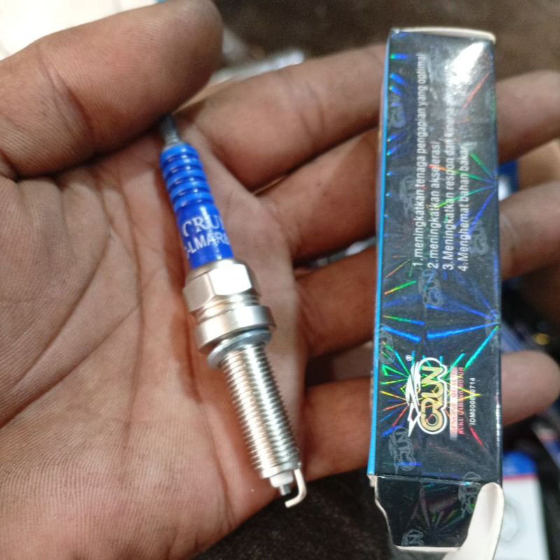 หัวเทียนเกลียวยาว Pcx lmar8a-9