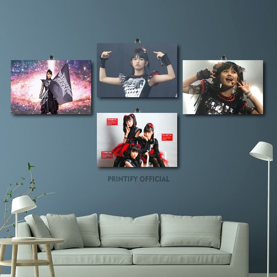 โปสเตอร์ไม้จัมโบ้ Babymetal Member Band | สินค้า Printify | ตกแต่งห้องพัก |ไอสค์/เหลือง