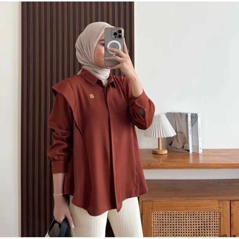 ANDINI เสื้อโปโลสีน้ําเงิน