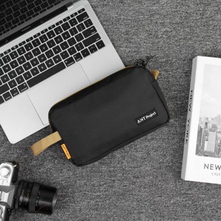 ANT PROJECT - กระเป๋าคลัทช์ไอริช Unisex - กระเป๋าถือสีดํา