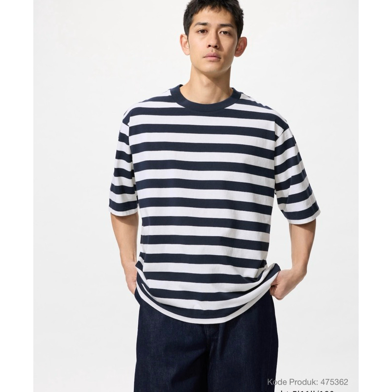 เสื้อยืด UNIQLO STRIPED OVERSIZE
