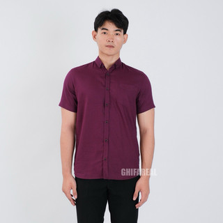 GHIFAREAL - Kemeja Polos Burgundi Pria Lengan Pendek