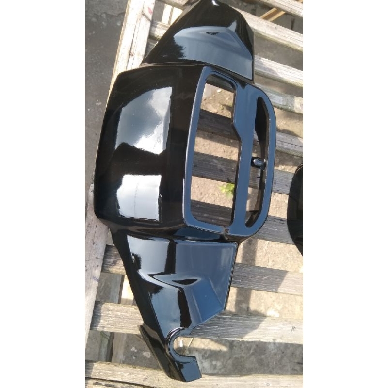 ครอบหน้า Yamaha crypton/Yamaha force 1 สีดําเงา