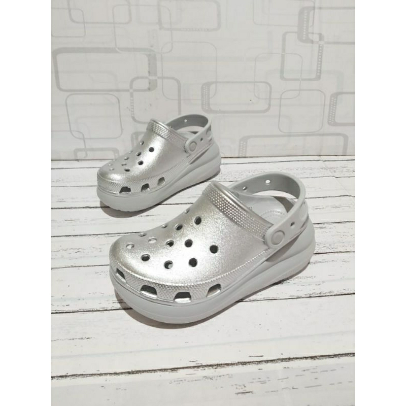 CROCS CRUSH SHIMMER SILVER CLOG