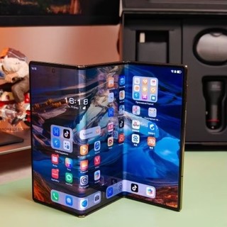 Huawei Mate XT Ultimate Ram 16/1Tb Fullset - Fold