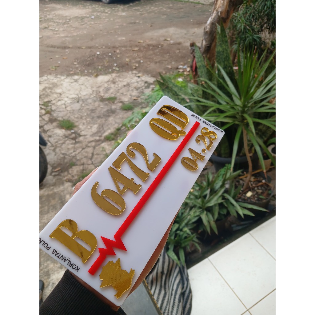 แผ่นหมายเลขรถจักรยานยนต์ หมายเลขสลักเกลียวฝังนูนแบบกําหนดเอง PG03