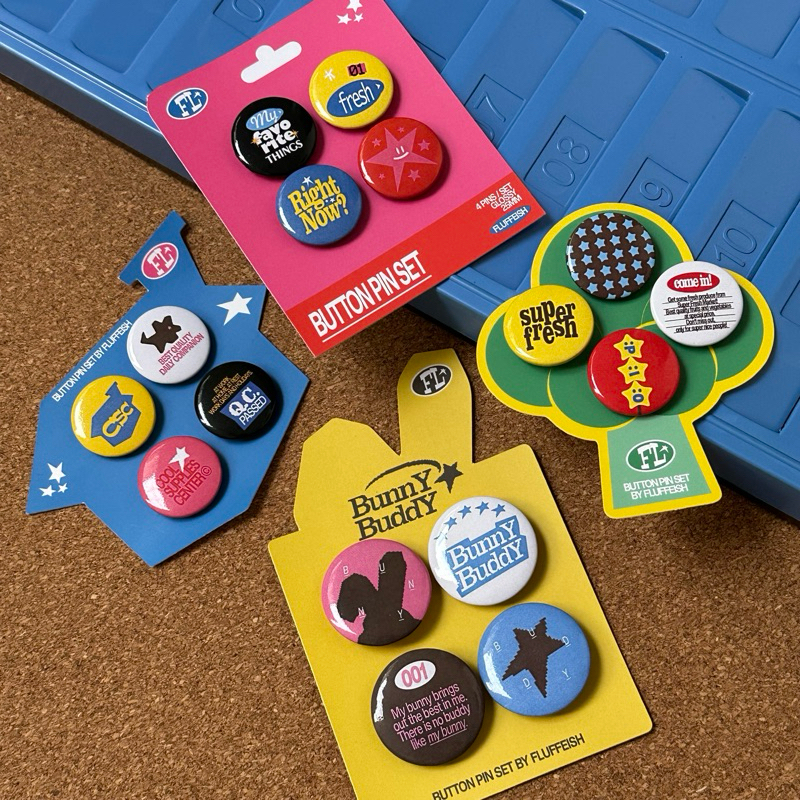 FLUFFEISH - ชุดพินกระดุม