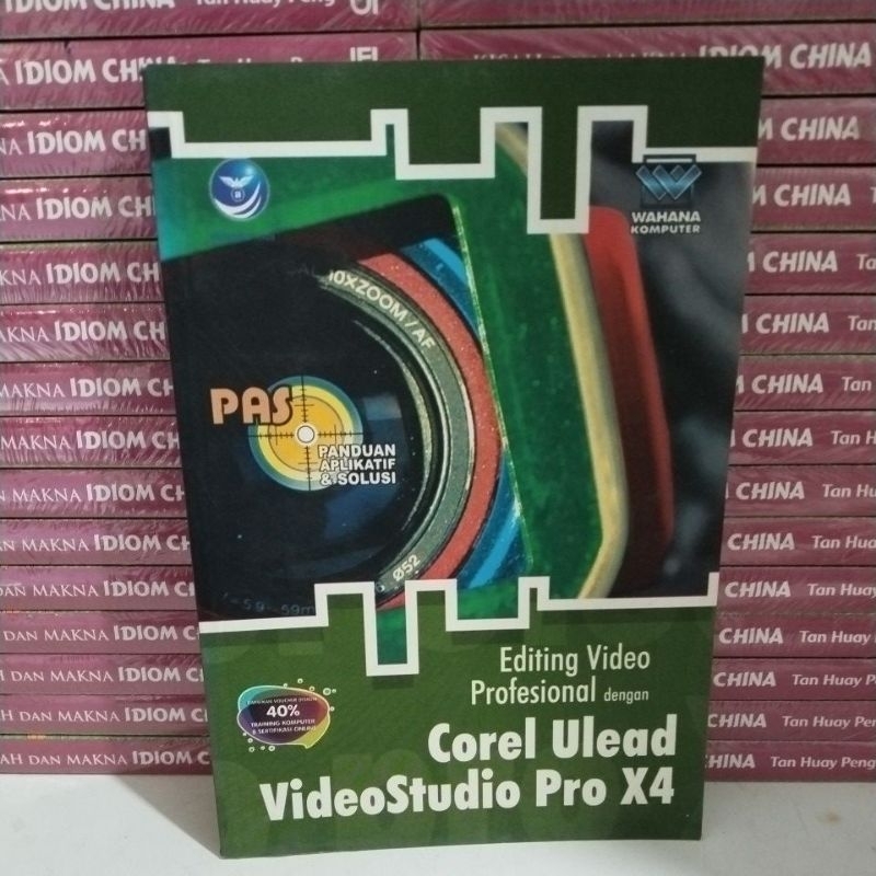หนังสือต้นฉบับ - หนังสือแก้ไขวิดีโอระดับมืออาชีพพร้อม Corel Ulead Videostudio Pro X4