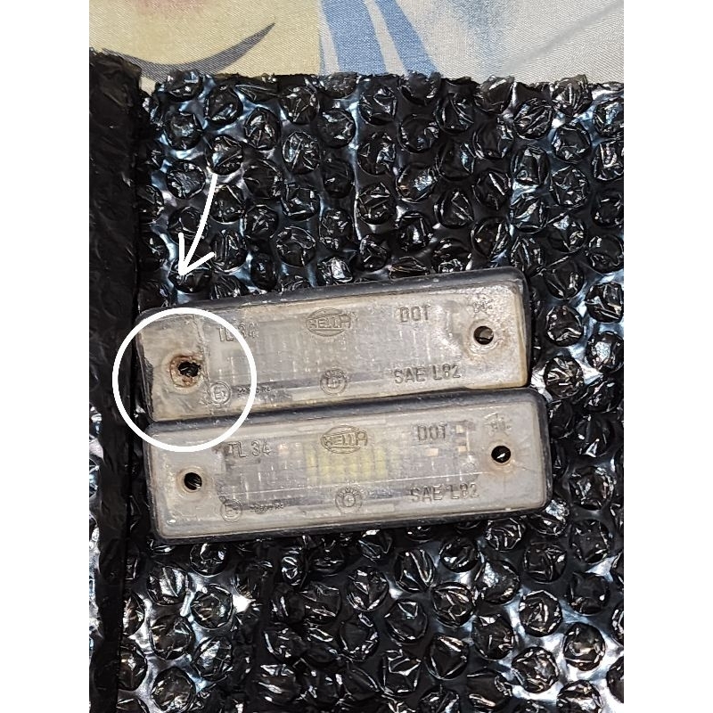 ไฟป้ายทะเบียนหลัง Bmw e30