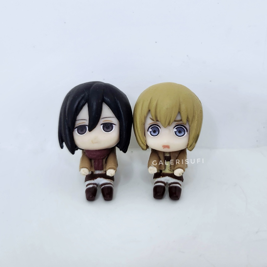 [ Attack on Titan ] Mikasa Ackerman, Armin Arlert Pinched and Linked Mascot Figure