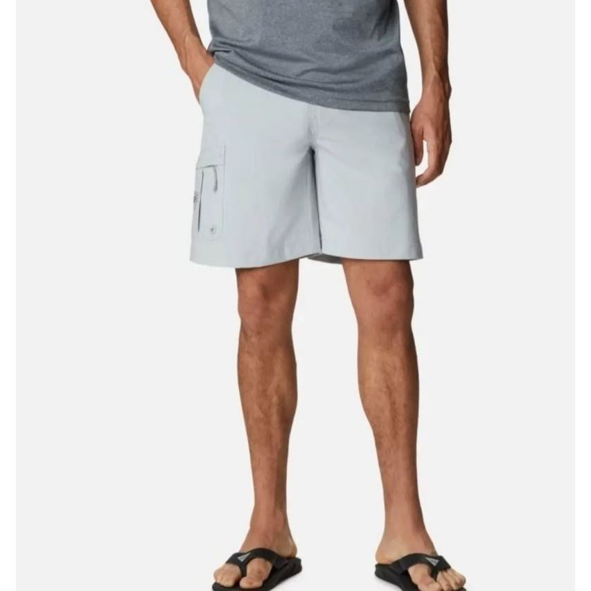 CLMB PFG Deep Waves Cargo Shorts สีเทา Original Mens Pants