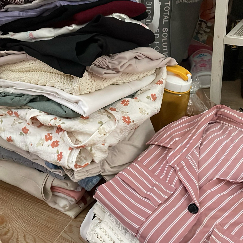 Preloved Shirt Vol. 2 โดย Dita