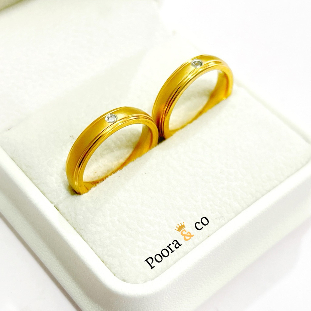 DOUBLE LINE GEM COUPLE RING GOLD และ SILVER TITANIUM MATERIAL ANTI-RUST NOS ไม่อําลา & Co GUARANTEEE