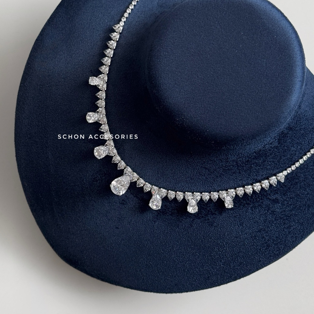 LARY ZIRCONIA NECKLACES