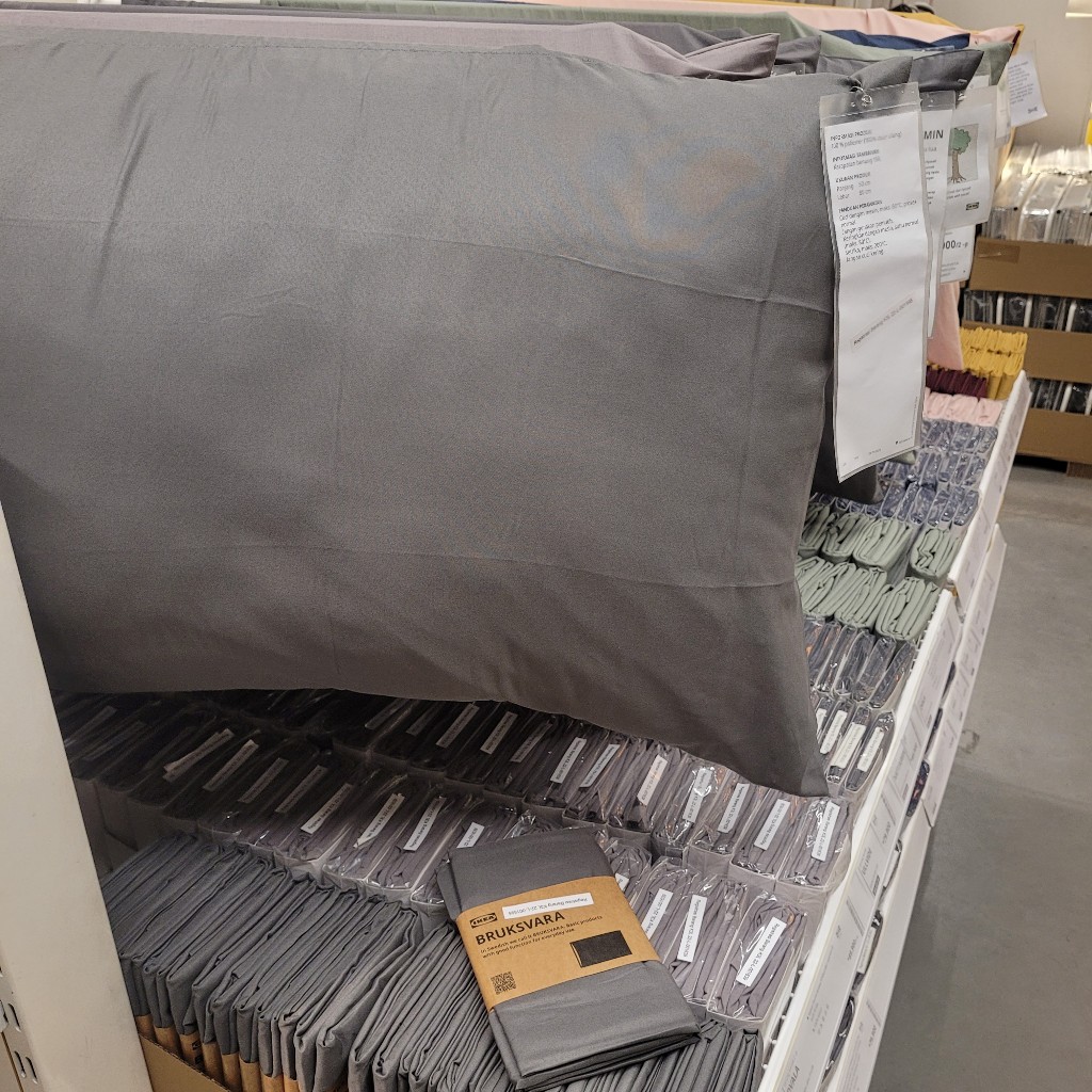 ปลอกหมอน Bruksvara Lkea สีเทาเข้ม 50X80 Cm