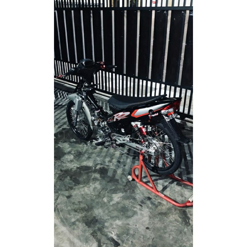 Striping F1zr สติ๊กเกอร์ Silver Lis Yamaha F1zR 2001 2002 สีเงิน สีดํา