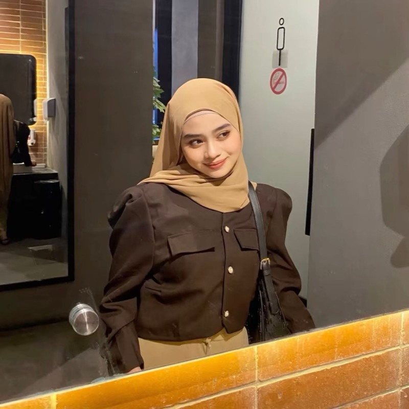 Sonia blazer Crop Top - เสื้อครอปผู้หญิงสไตล์เกาหลีล่าสุด