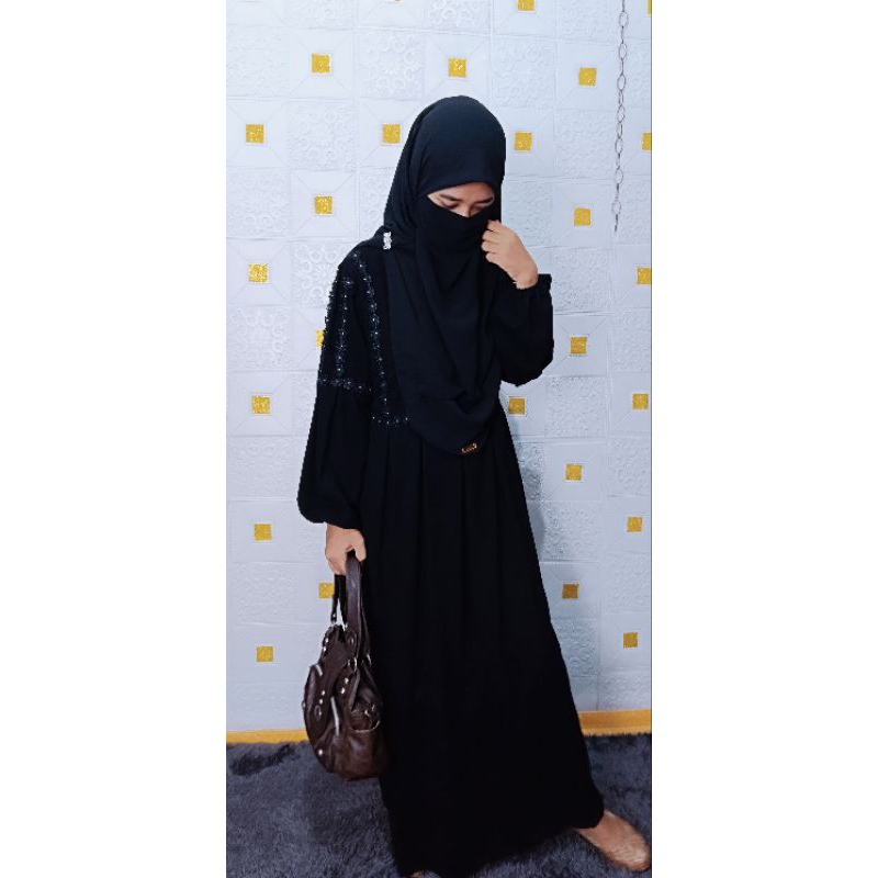Black jetblack reyna abaya
