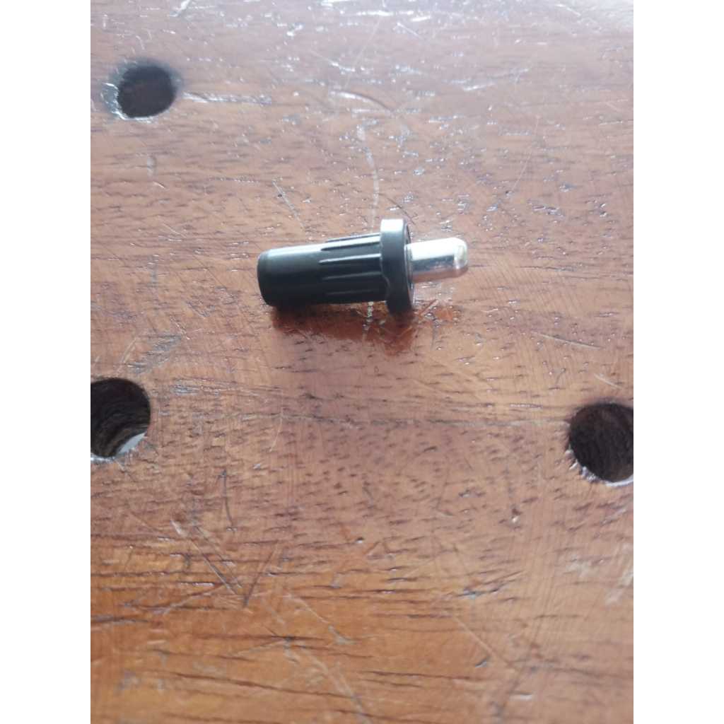 Duplo ต่อสีดําชั้นวางของบานพับประตูตู้