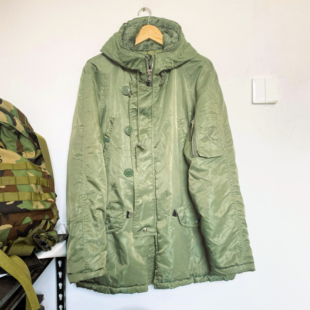 Military Parka Jacket N-3B Cold Weather Mans Field  Medium Regular