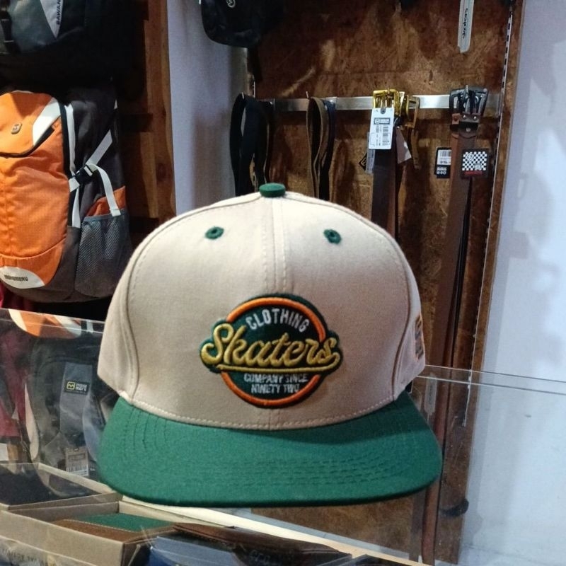 SNAPBACK FONT 2-B KHAKI-GREEN-XB045