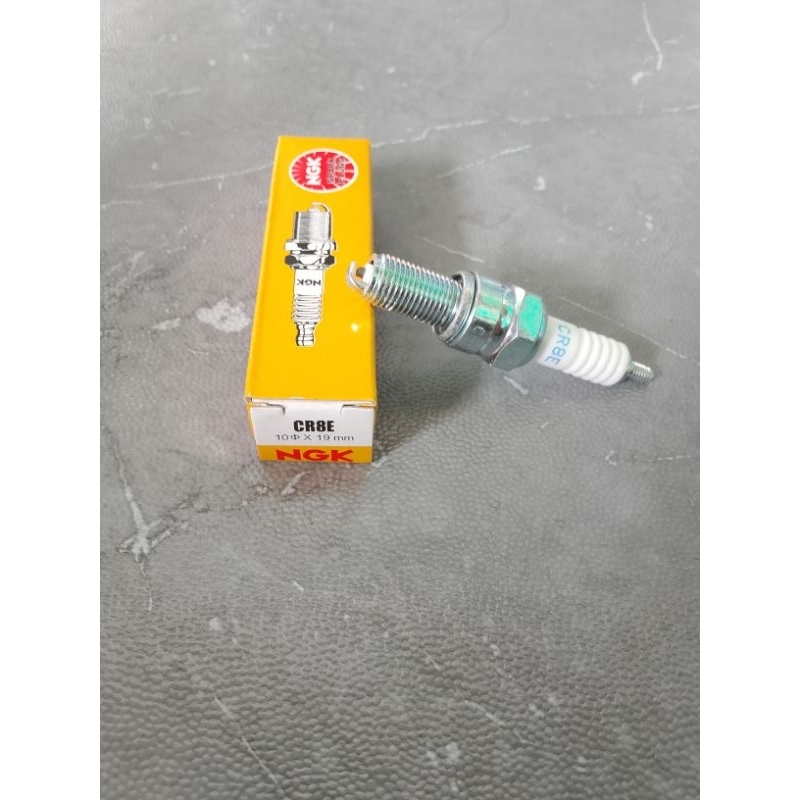 หัวเทียน NGK Original CR8E
