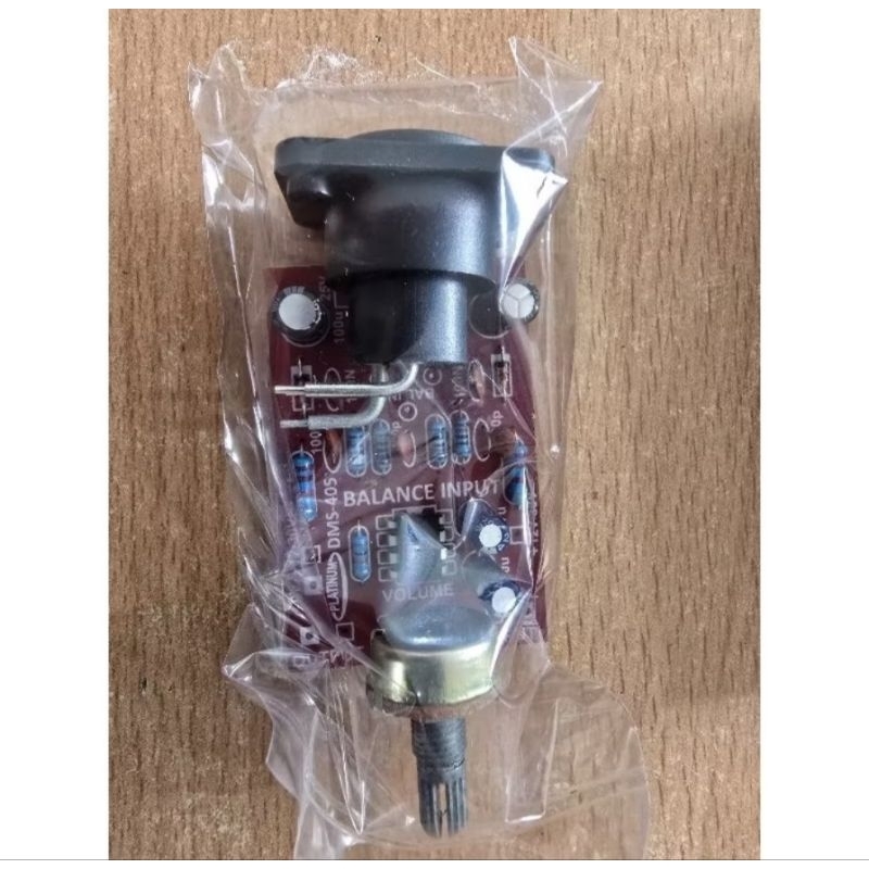 DMS-405 PREAMP BALANCE INPUT DMS405