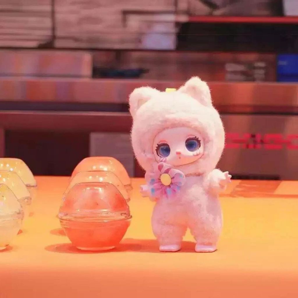 Jumuna - Liila Lucky Cat Plushie / Liila Lucky Cat