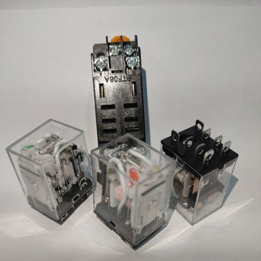 รีเลย์ LY2N LY2-N PIN เท้า 220v 24vdc 12vdc ซ็อกเก็ต ptf08a